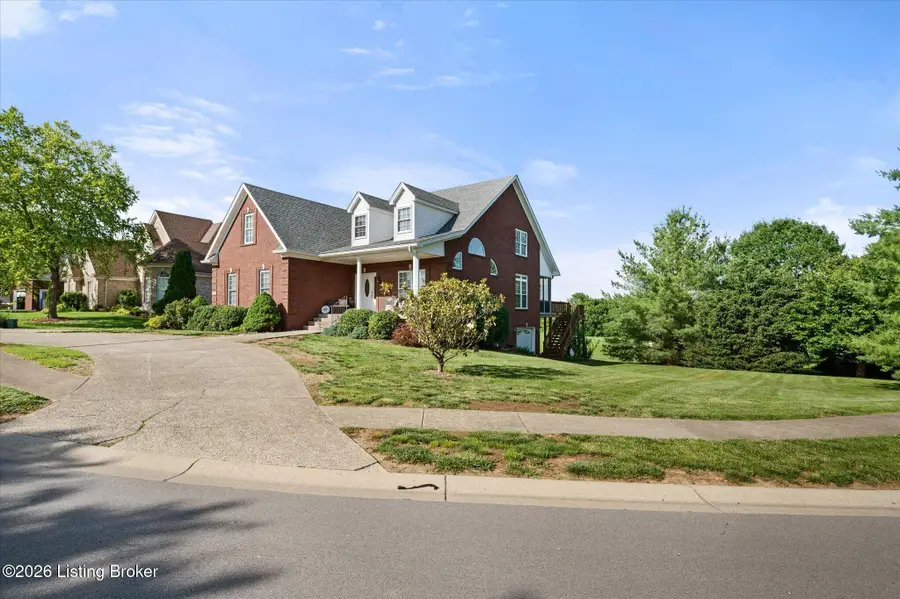 600 Ashbourne Dr, Shelbyville, KY 40065 - #3