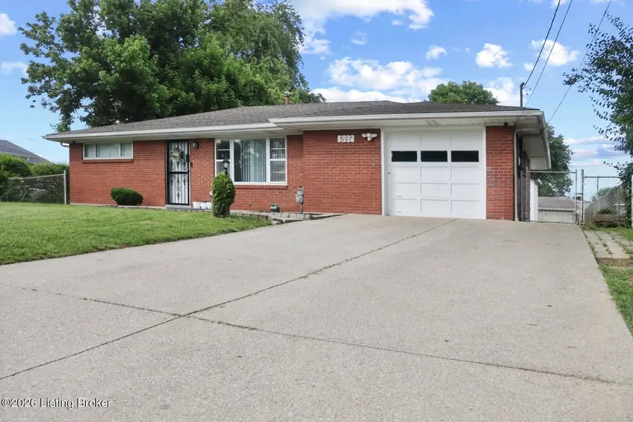 5107 Robbs Ln, Louisville, KY 40219 - #3