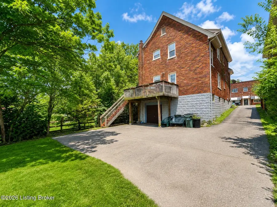 831 N Ft Thomas Ave, Fort Thomas, KY 41075 - #2