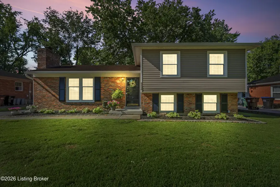 9306 Trentham Ln, Louisville, KY 40242 - #2