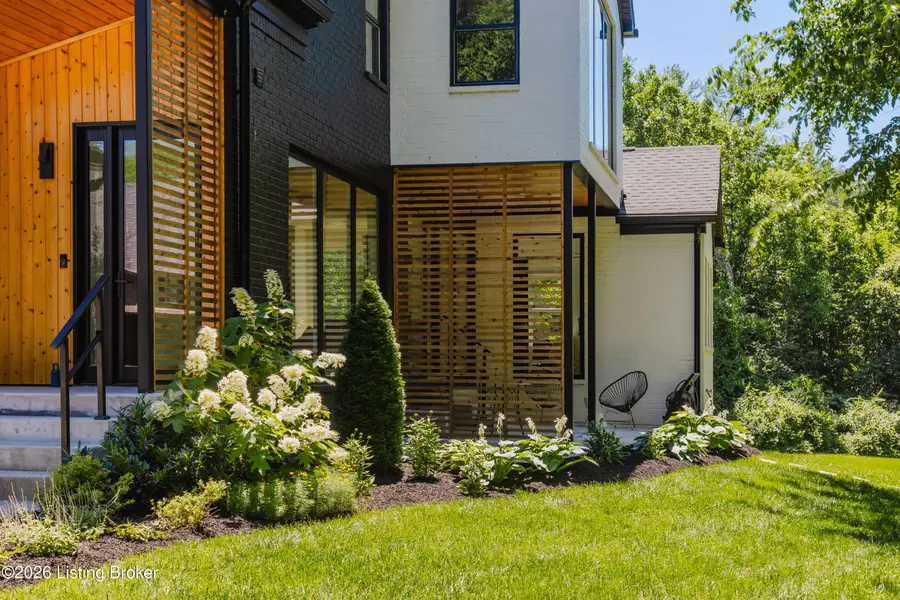 2803 Rivers Edge Rd, Louisville, KY 40222 - #2