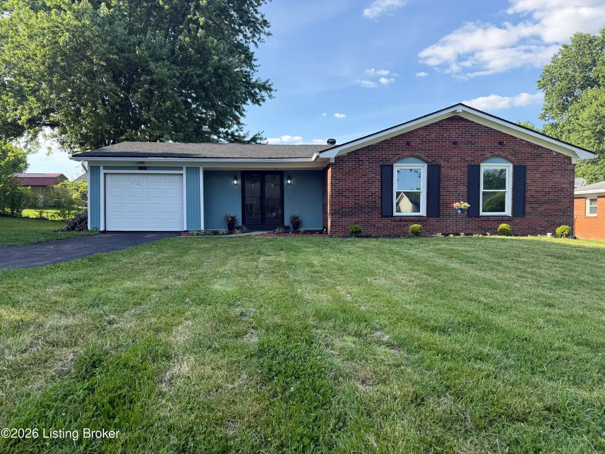 1047 Red Bird Ct, Shelbyville, KY 40065 - #1