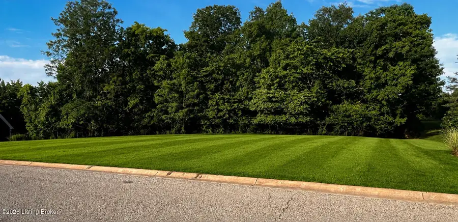 1834 Grand Ridge Rd, Louisville, KY 40214 - #3