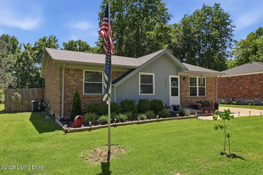 402 Ecchappe Ln, Fairdale, KY 40118 - #3