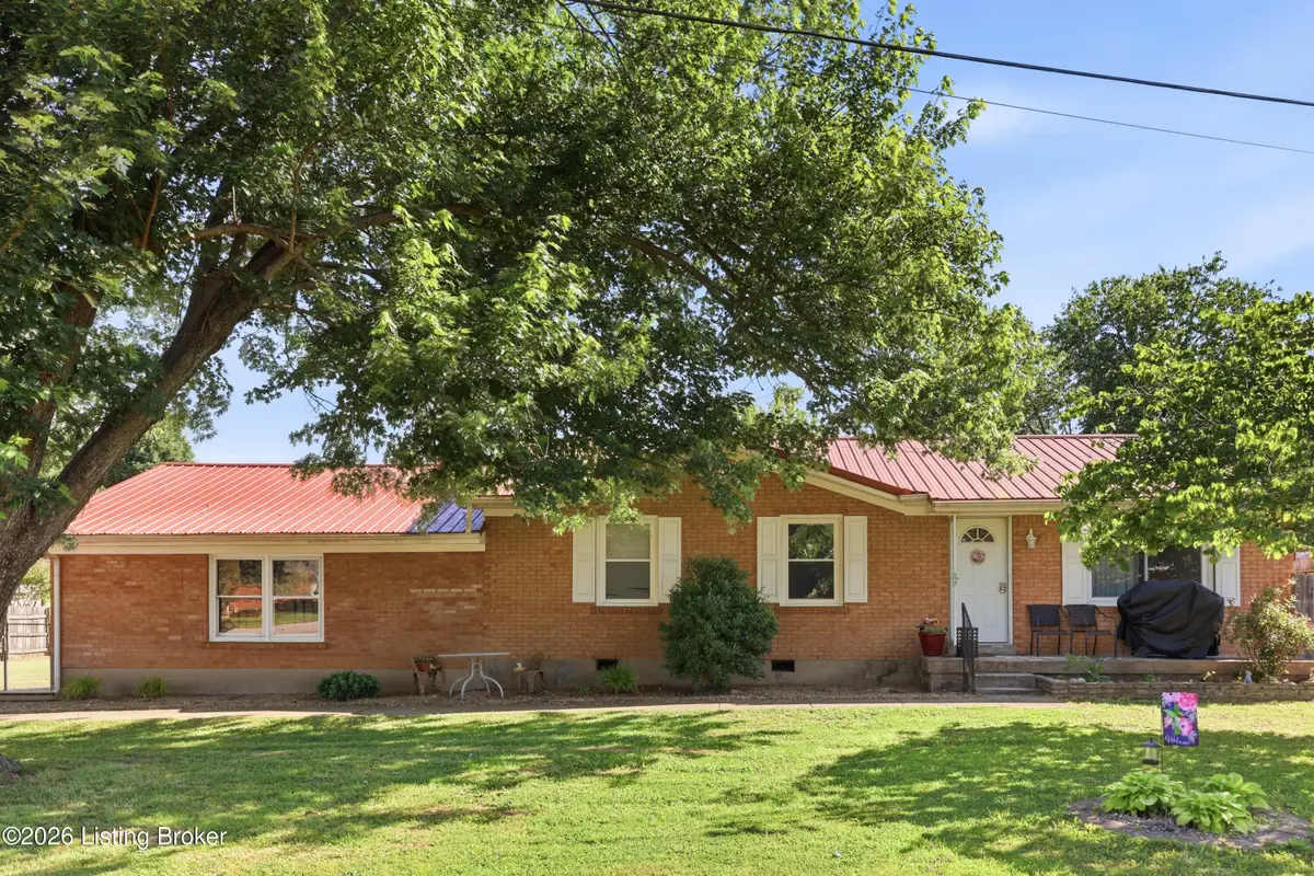370 Concord Dr, Mount Washington, KY 40047 - #1