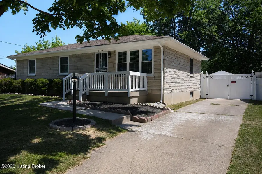 5705 Tarragon Ct, Louisville, KY 40219 - #3