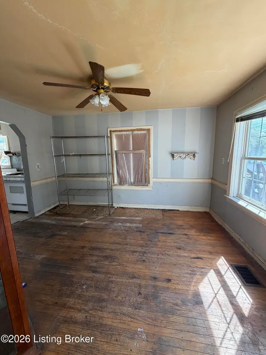 1287 Springdale Dr, Louisville, KY 40213 - #3