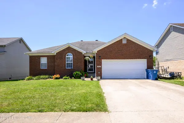 5015 Black Falcon Way, Shelbyville, KY 40065