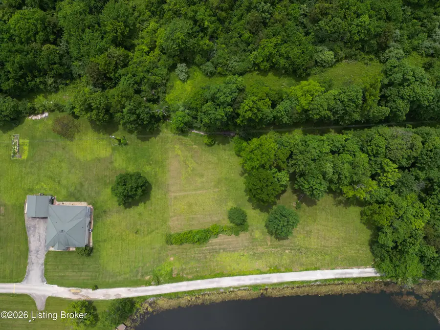 1410 Sunset Dr, La Grange, KY 40031 - #2