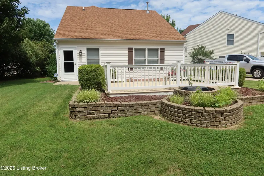 6527 Hunters Chase Ln, Louisville, KY 40258 - #2