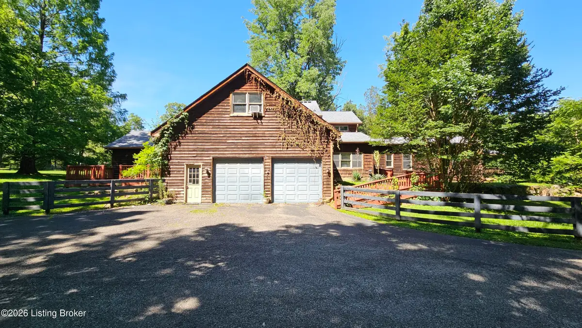 8018 St Anthony Church Rd, Louisville, KY 40214 - #1