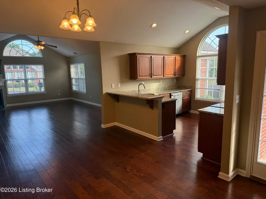 10621 Glenmary Springs Dr, Louisville, KY 40291 - #3