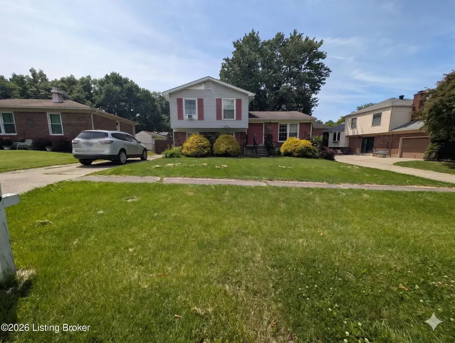 8308 Daverman Dr, Louisville, KY 40228 - #2
