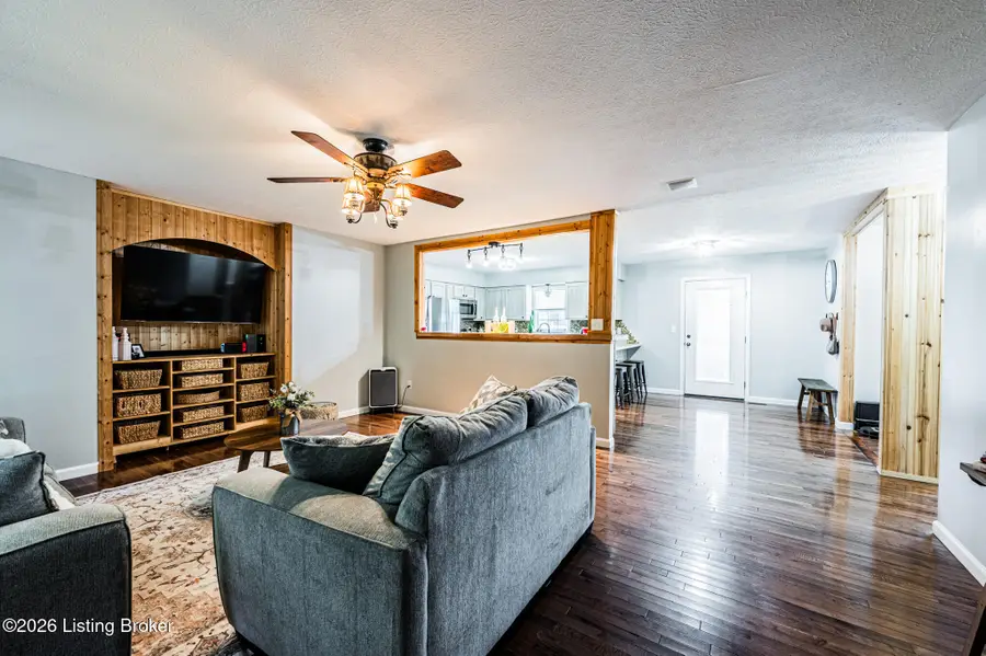 1896 Little Beaver Creek Rd, Bowling Green, KY 42101 - #3