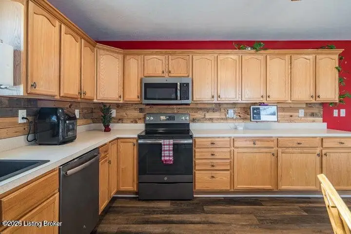 1701 Dawkins Rd, La Grange, KY 40031 - #2