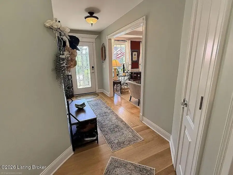 3011 Falcon Ct, Shelbyville, KY 40065 - #2