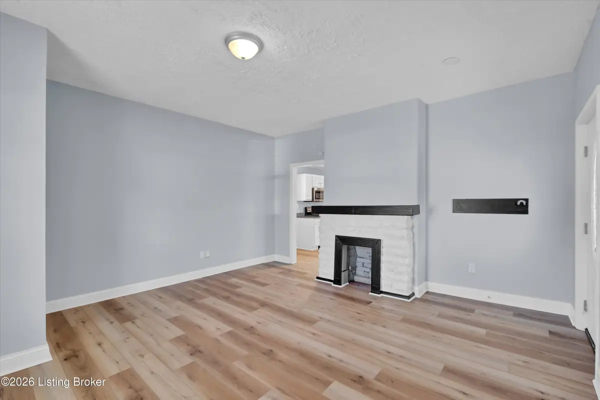 3625 Woodruff Ave, Louisville, KY 40215 - #1
