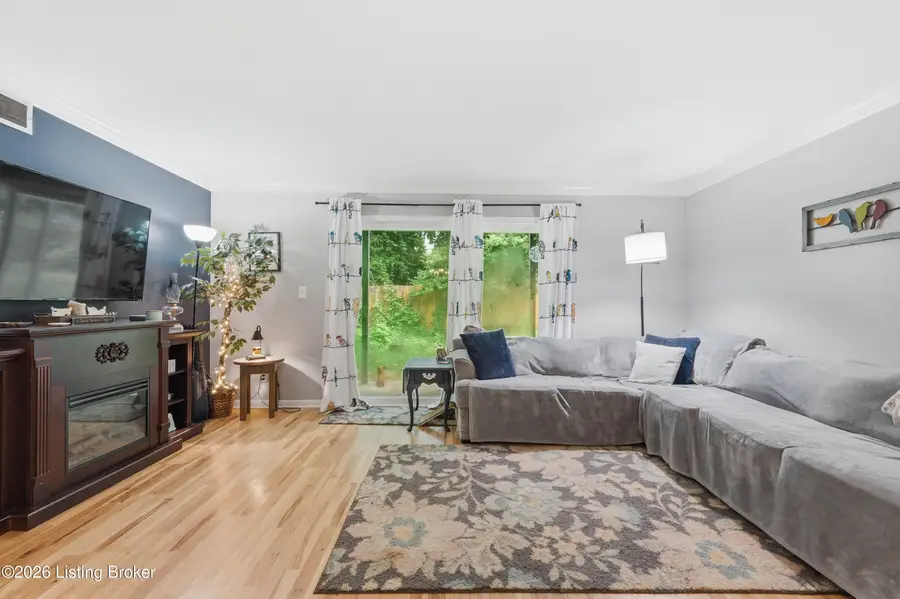 401 Highwood Dr, Louisville, KY 40206 - #2