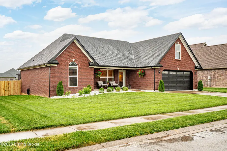 6216 John Wayne Dr, Charlestown, IN 47111 - #2