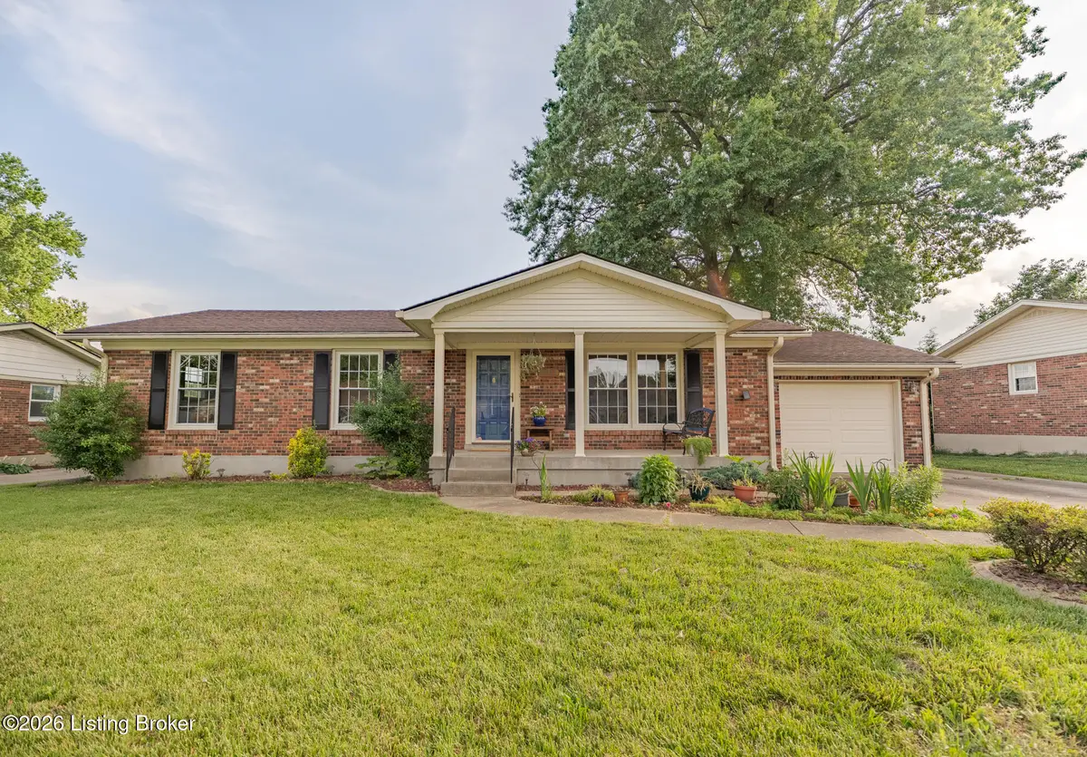 7311 Nottoway Cir, Louisville, KY 40214 - #1