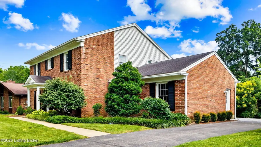 9110 Tiverton Way, Louisville, KY 40242 - #2