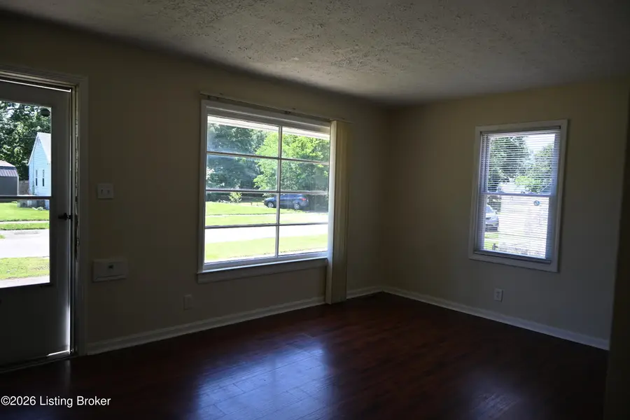 1627 Thornberry Ave, Louisville, KY 40215 - #2