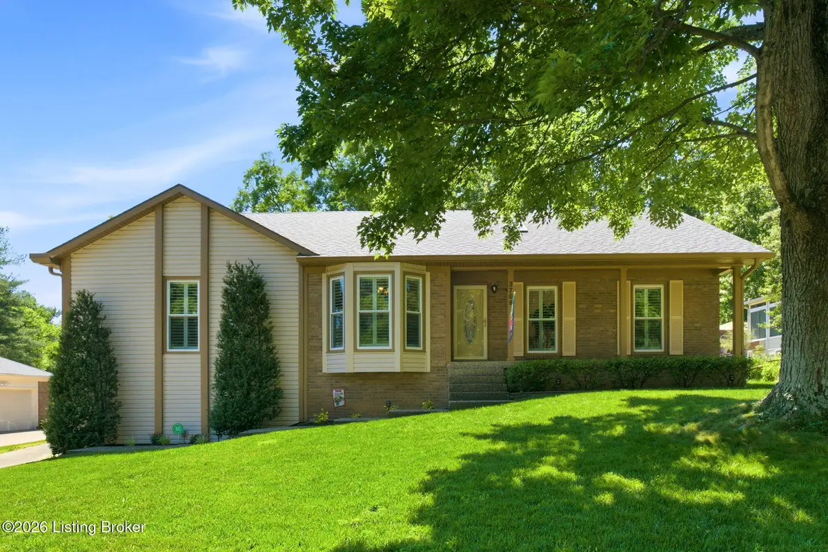3708 E Locust Cir, Prospect, KY 40059 - #1