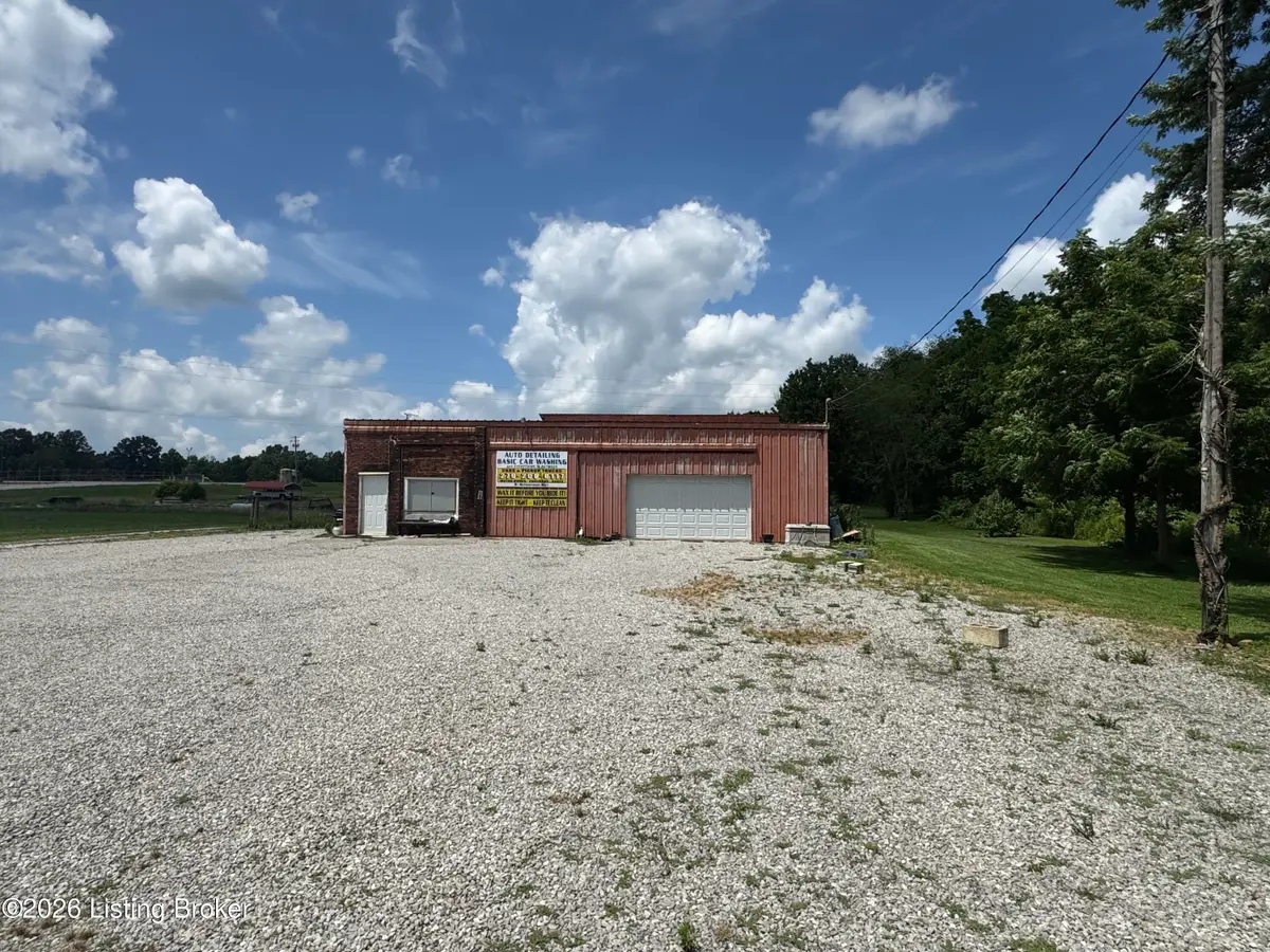 529 W Main St, Leitchfield, KY 42754 - #1