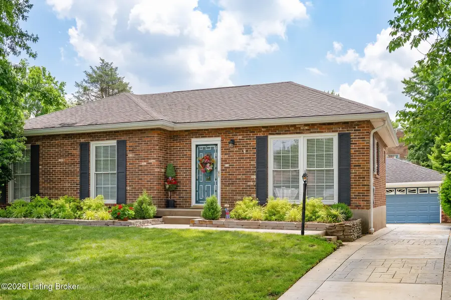 9214 Axminster Dr, Jeffersontown, KY 40299 - #2