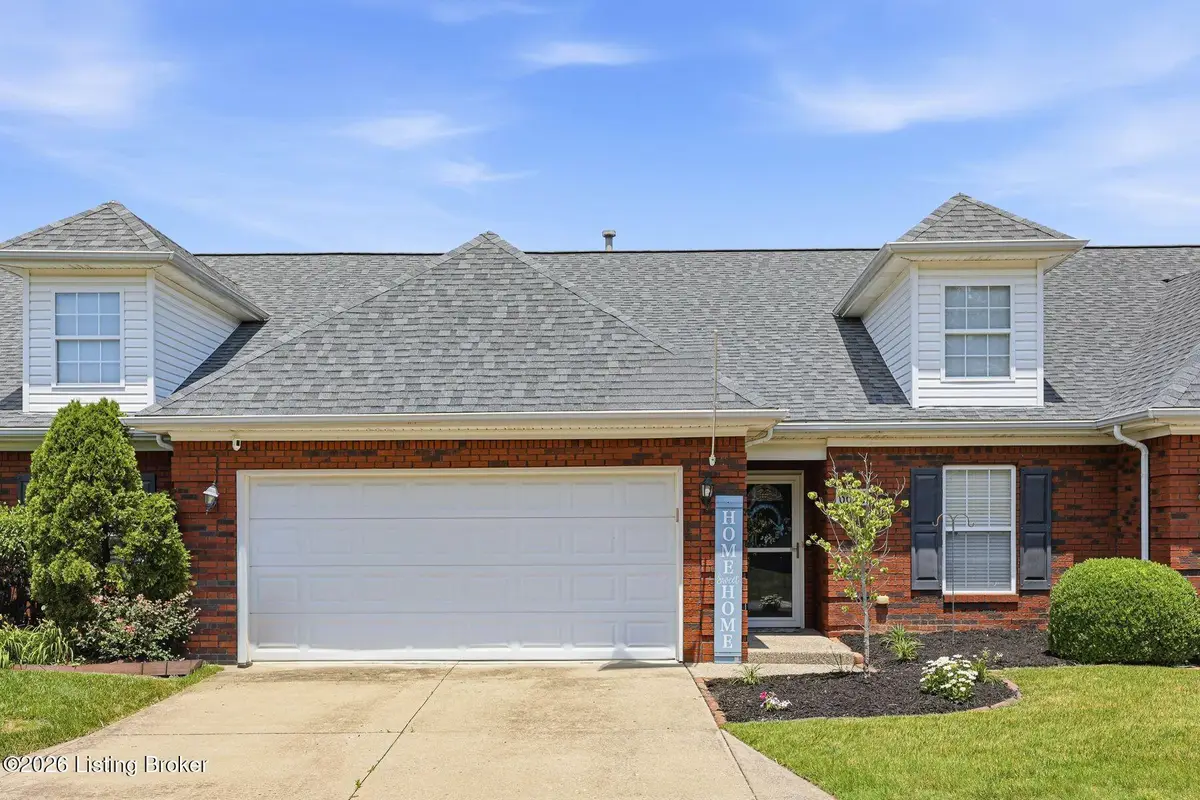 6625 Woods Mill Dr, Louisville, KY 40272 - #1