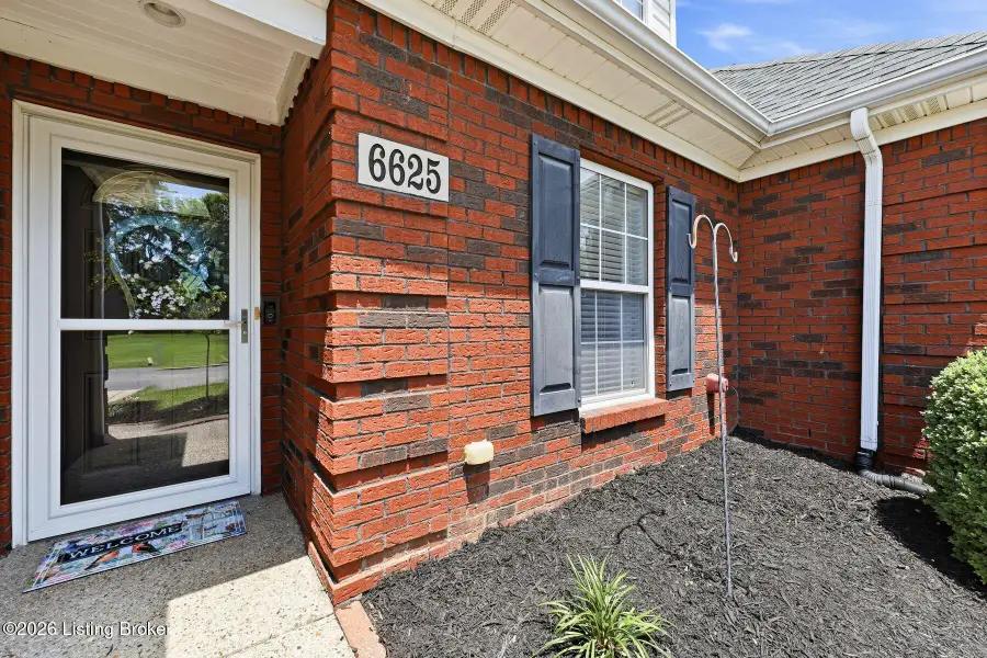 6625 Woods Mill Dr, Louisville, KY 40272 - #3