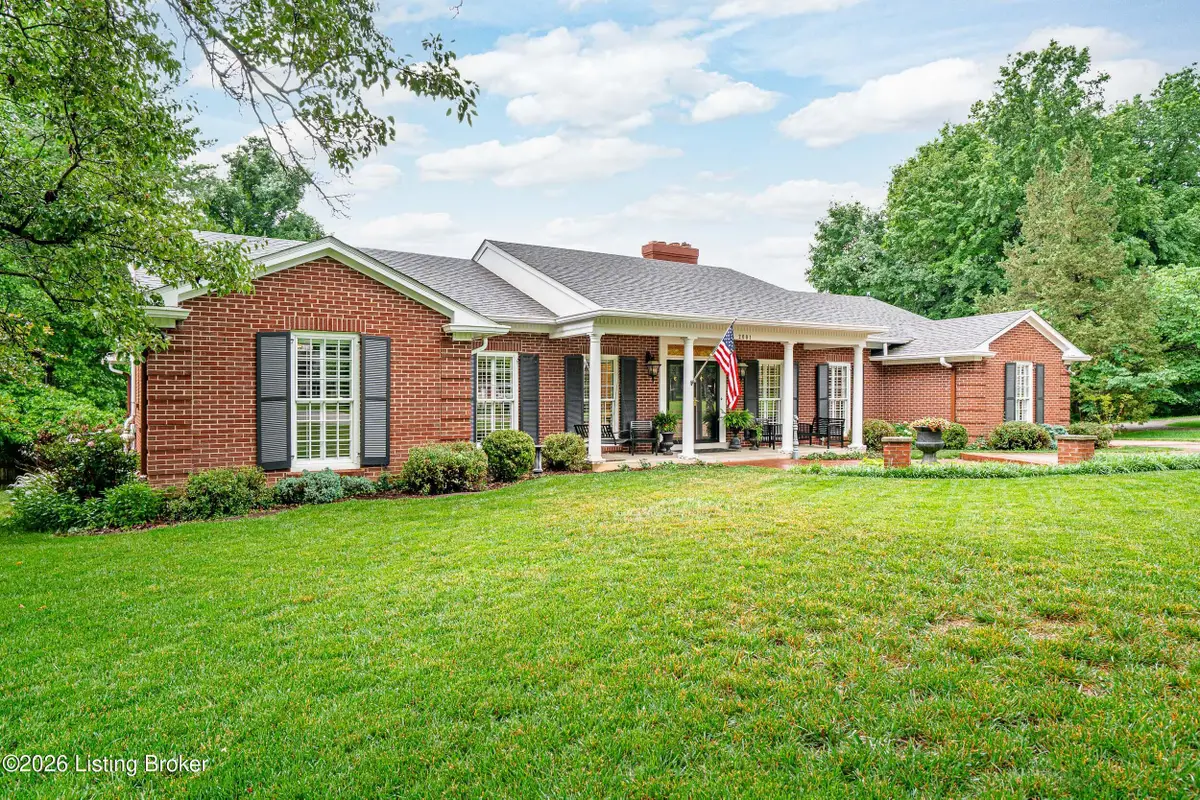 2001 Starmont Rd, Louisville, KY 40207 - #1