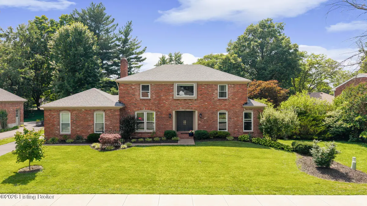 502 Rothbury Ln, Douglass Hills, KY 40243 - #1
