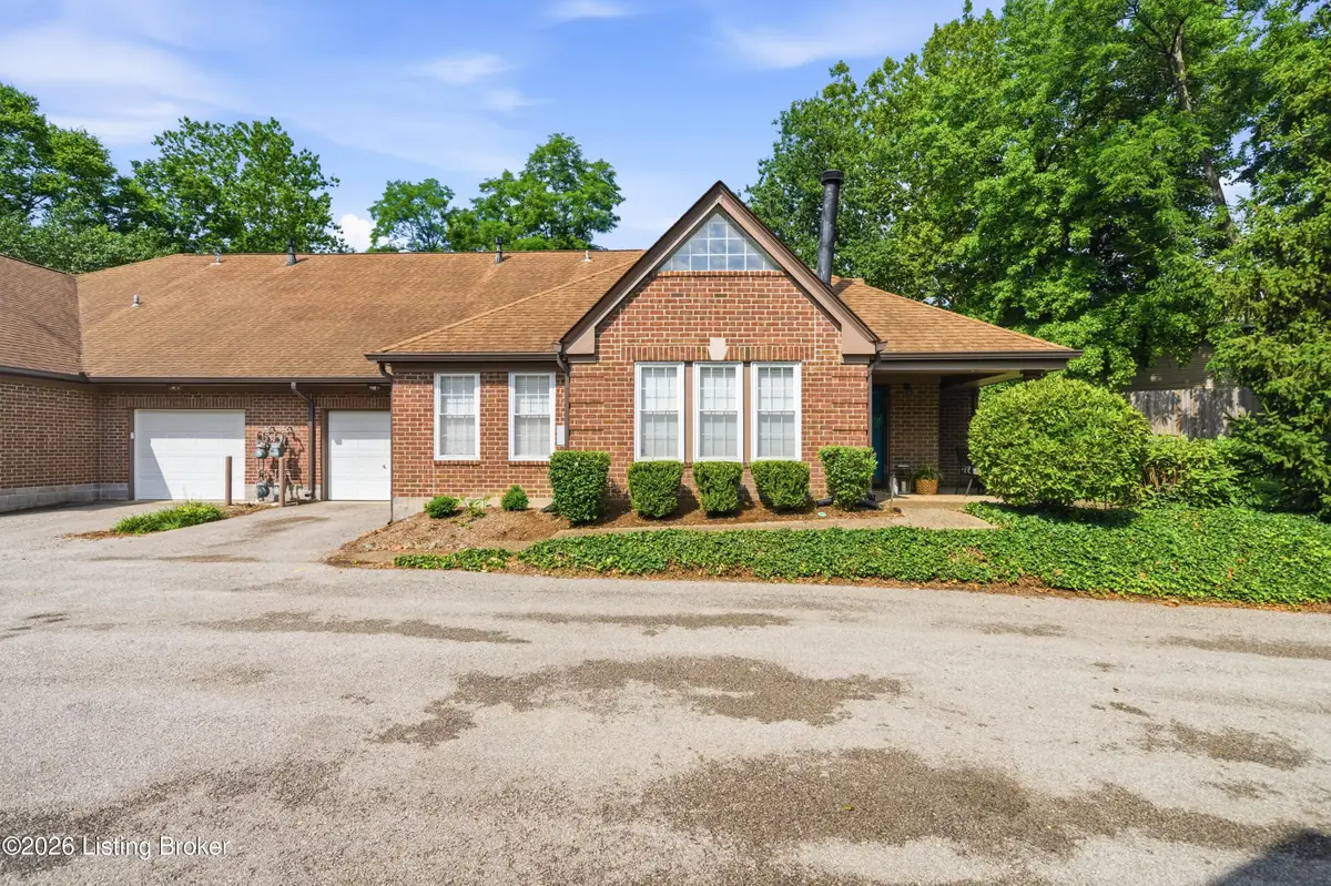 2402 Eastbridge Ct, Louisville, KY 40223 - #1