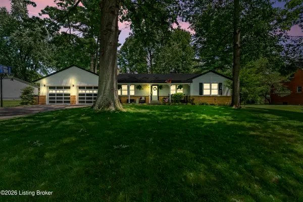 1720 Lynnwood Dr, New Albany, IN 47150