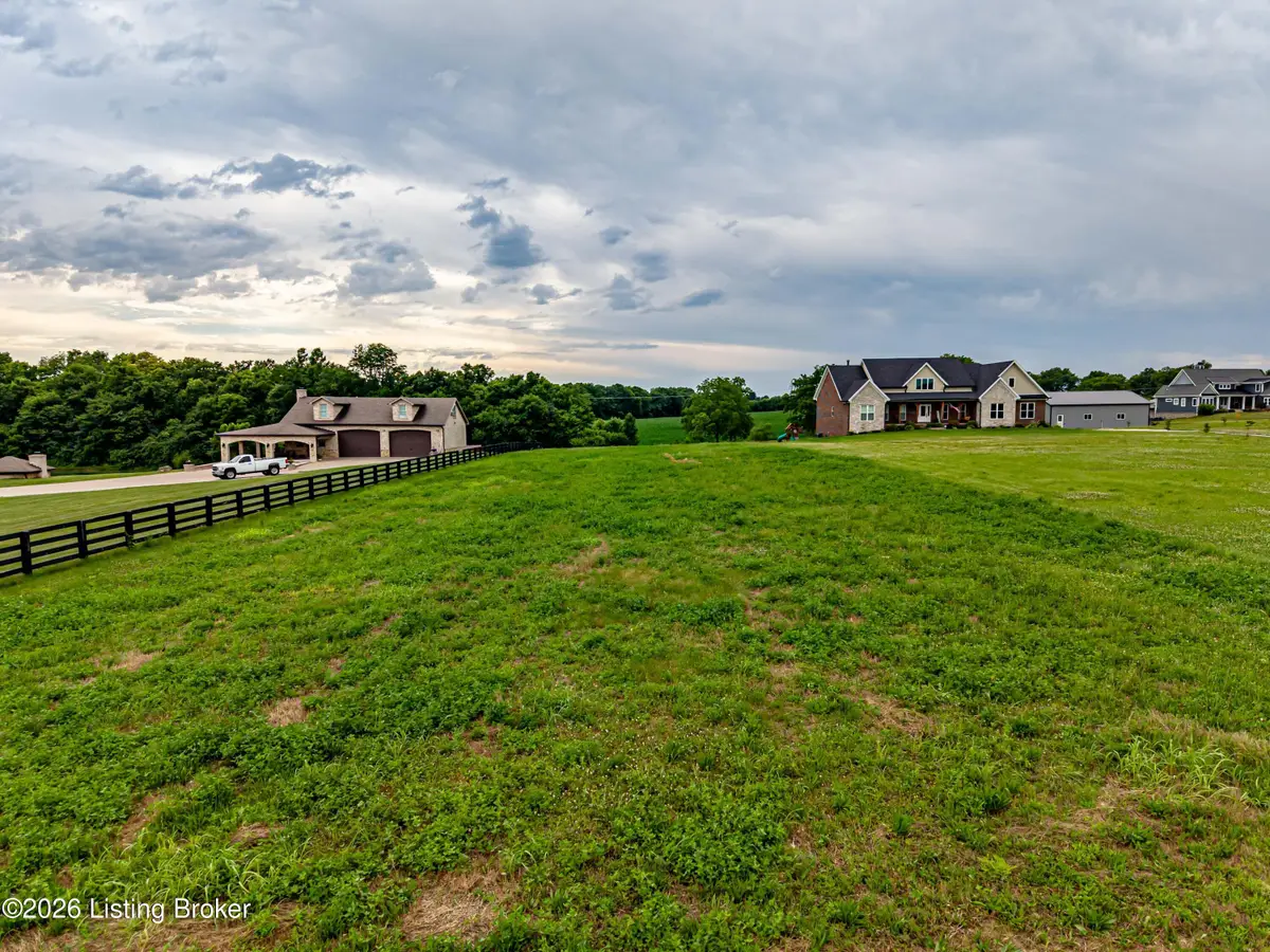 2470 Burks Branch Rd, Shelbyville, KY 40065 - #1