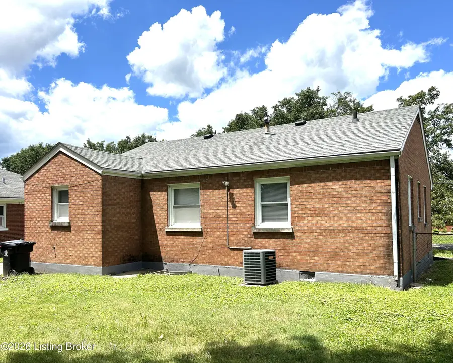 1614 Linda Way, Louisville, KY 40216 - #3