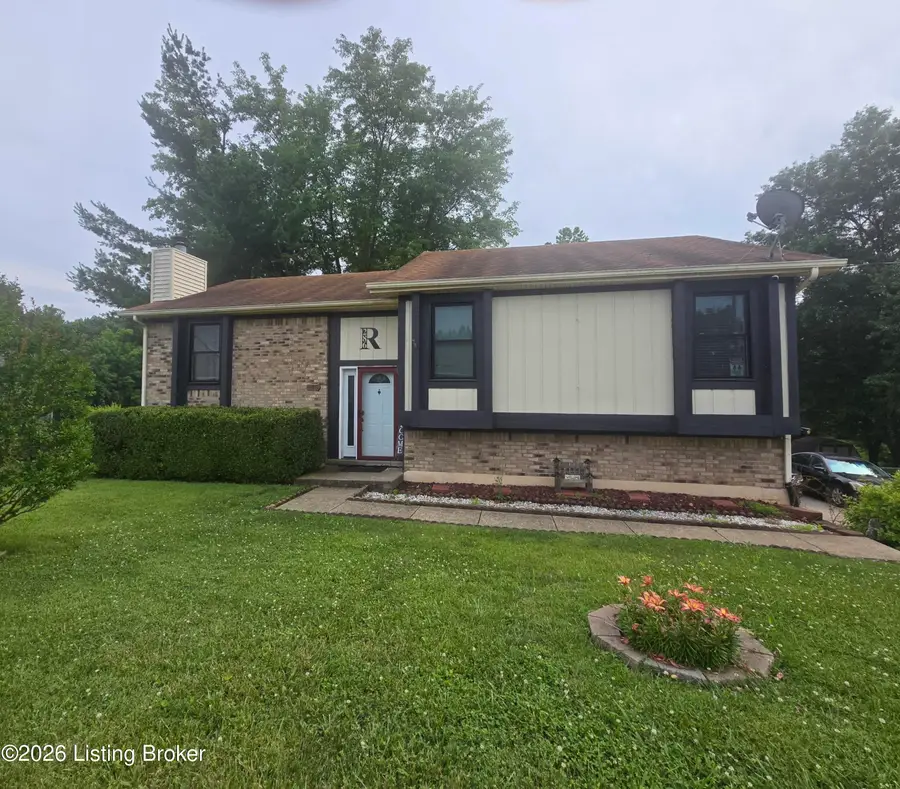 286 Shelton Rd, Radcliff, KY 40160 - #2