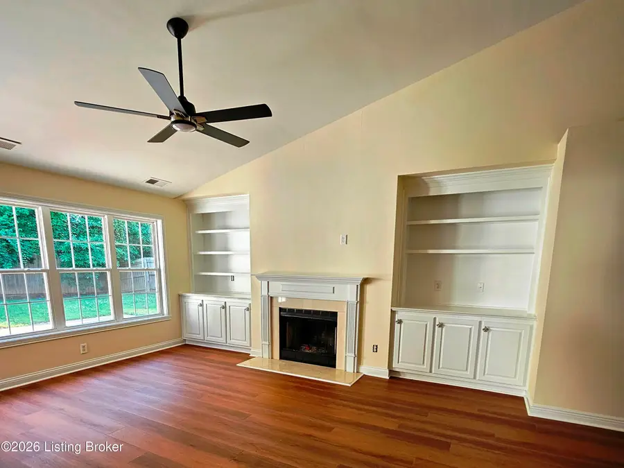 7408 Warrenton Hill Ct, Louisville, KY 40291 - #3