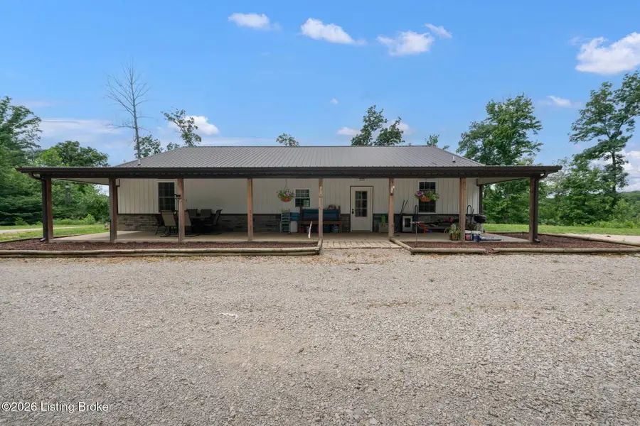 7213 Hammonsville Rd, Bonnieville, KY 42713 - #2