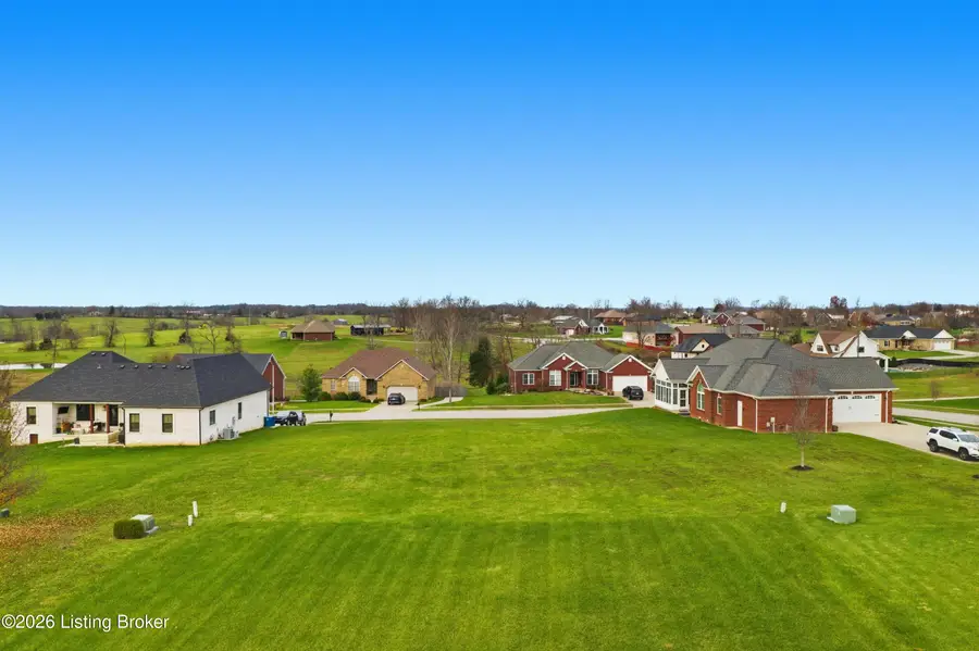 1005 Green Garden, Lawrenceburg, KY 40342 - #2