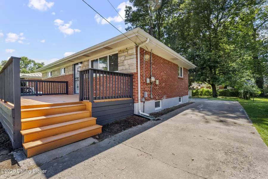 7804 Daffodil Dr, Louisville, KY 40258 - #2