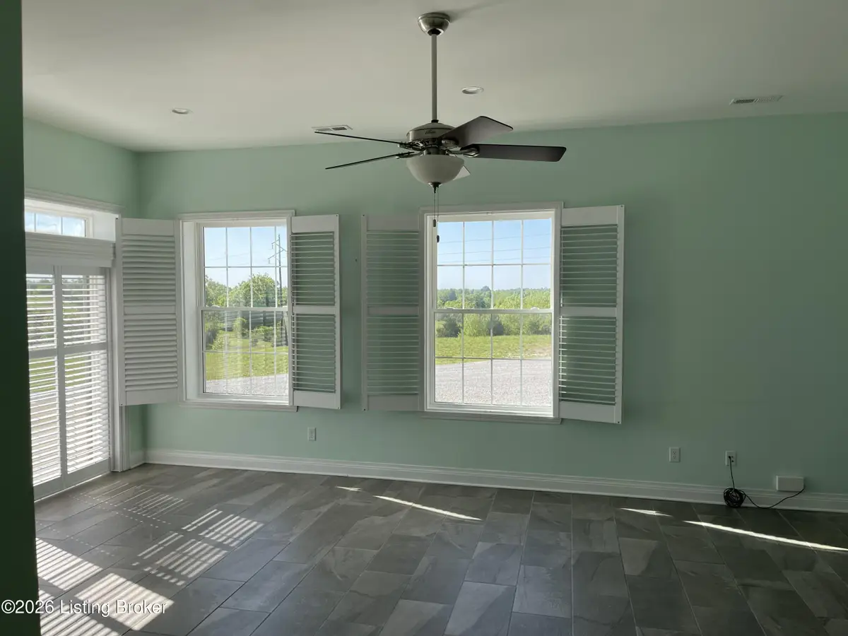 1691 Old Jericho Rd, La Grange, KY 40031 - #1