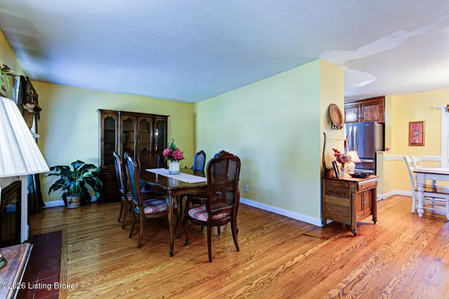 3818 Gaywood Dr, Louisville, KY 40272 - #3