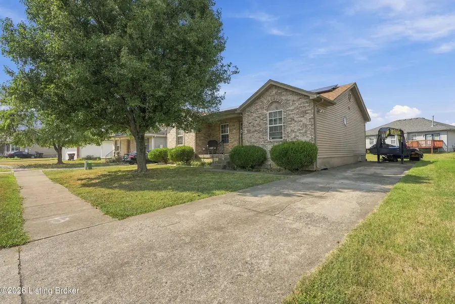 4200 Southern Farm Blvd, Louisville, KY 40216 - #3