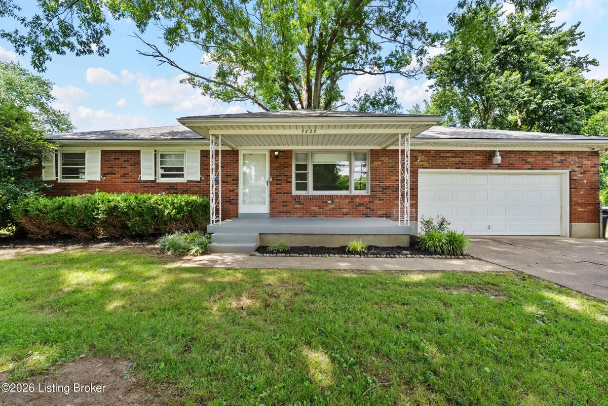 4828 Kaufman Ln, Louisville, KY 40216 - #1