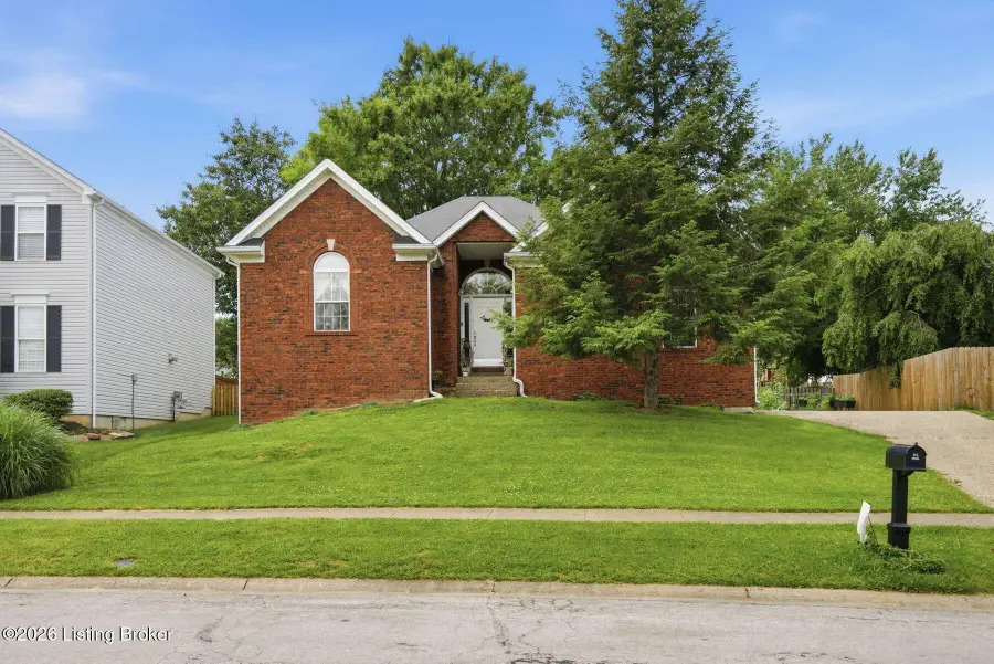5118 Silverton Ln, Louisville, KY 40241 - #2