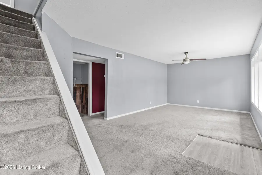 9903 Ponder Ln, Louisville, KY 40272 - #3