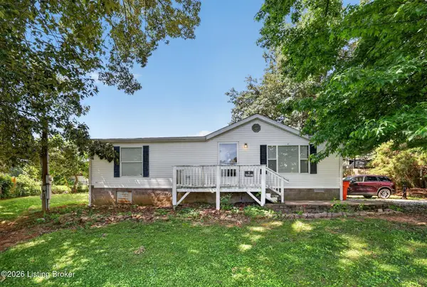 434 Oak Ridge Dr, Radcliff, KY 40160