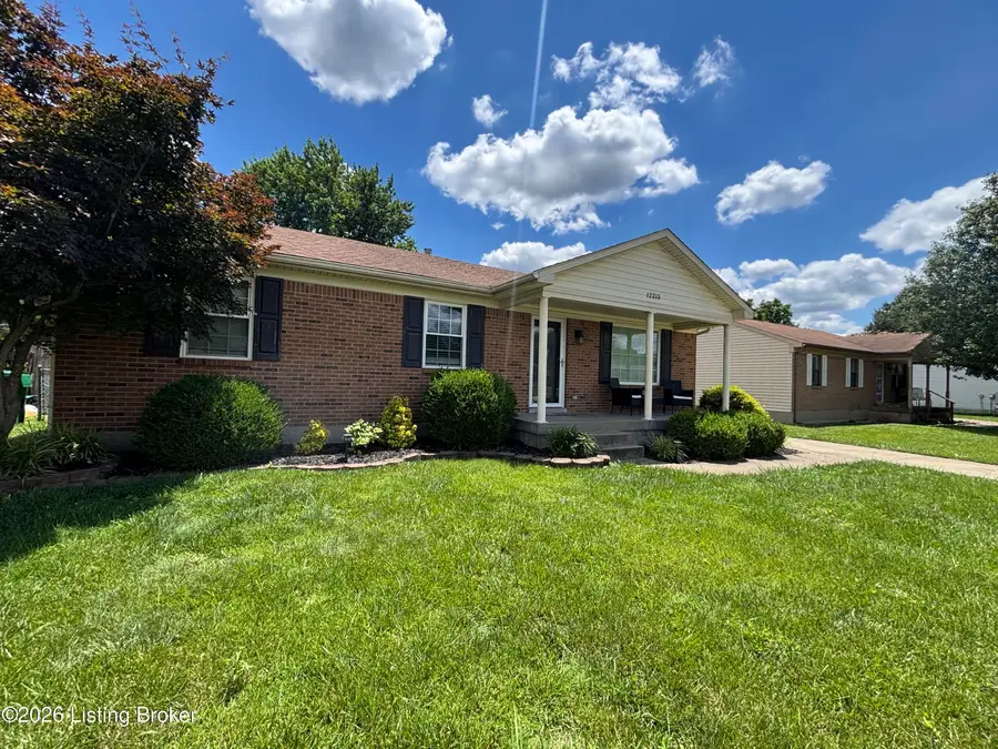 12215 Dulcie Ct, Louisville, KY 40229 - #3